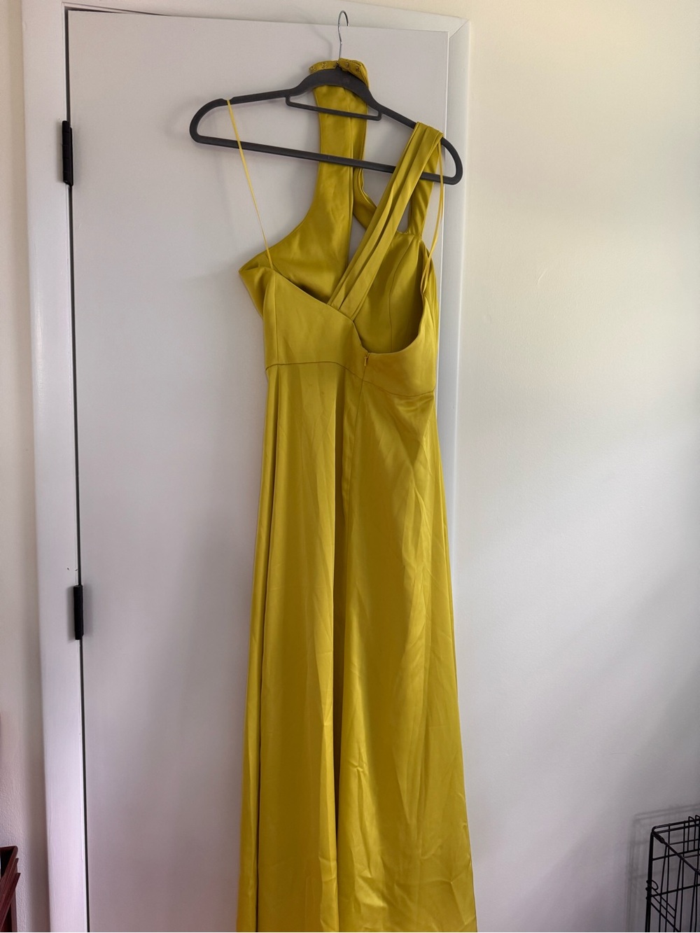 AMUR Allen Strappy Gown, Green - Picture 6 of 11